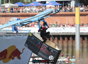 redbull_flugtag_onelastpicture.com13